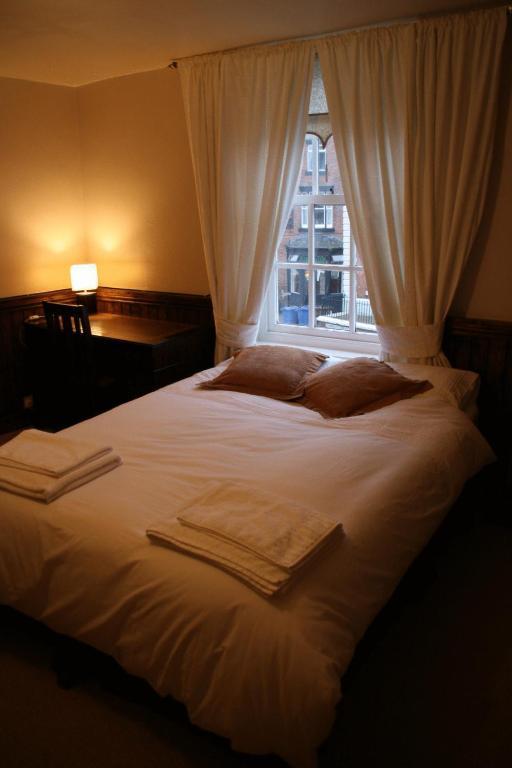 The Red Lion Hotell Chester Rom bilde